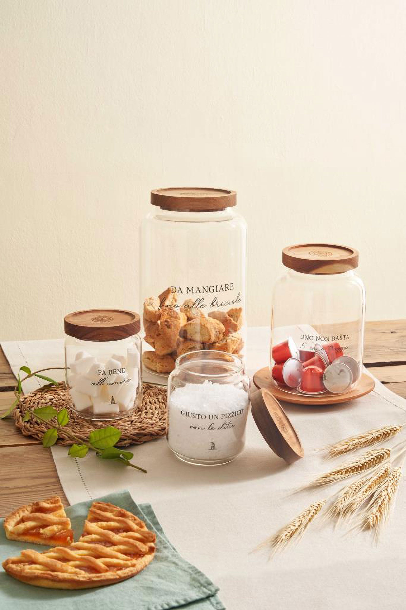 Barattolo Biscotti, I Garbati - Barattolo: vetro borosilicato Tappo: acacia con guarnizione in silicone, 3 l