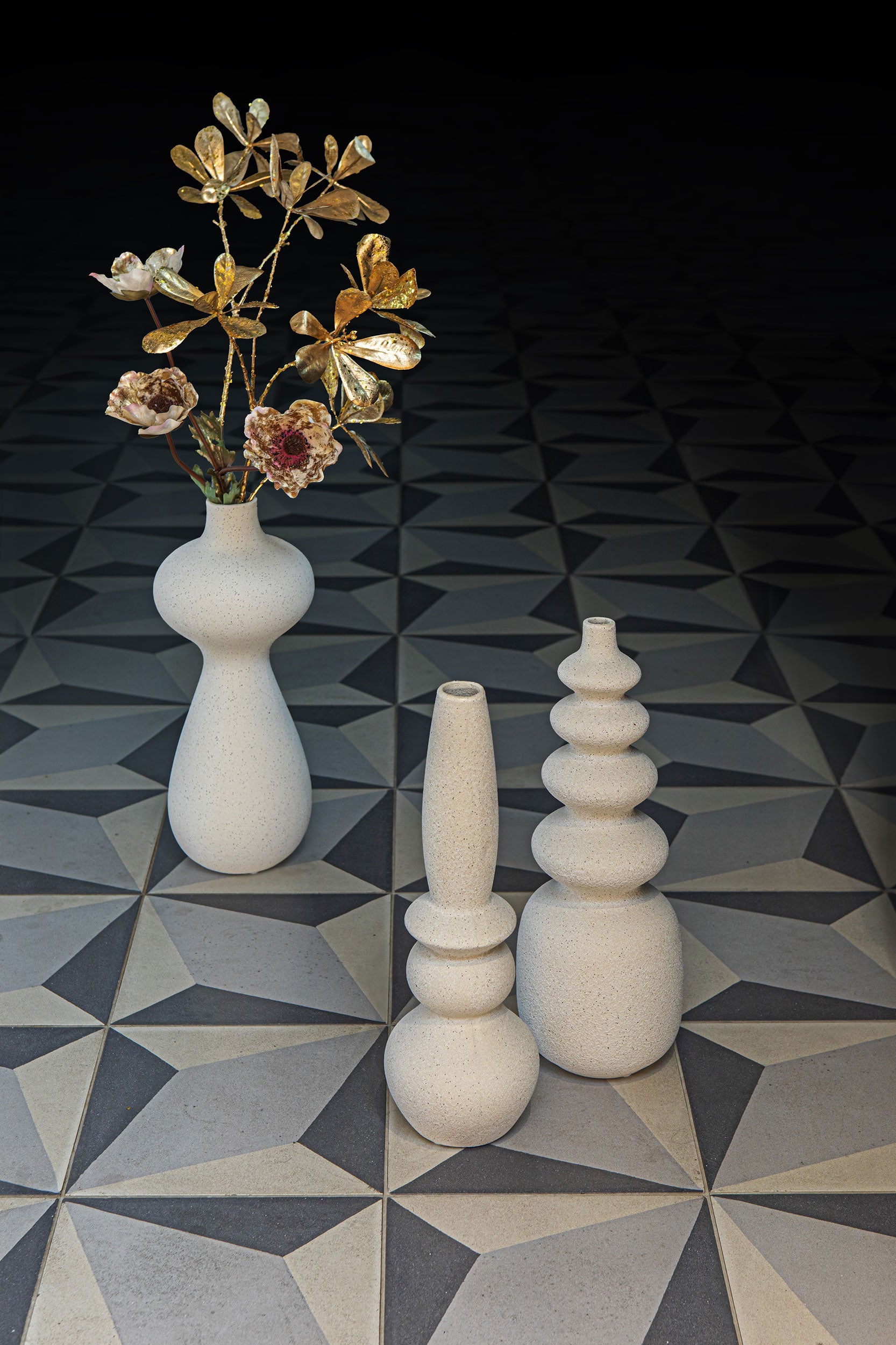 Vaso decorativo monofiore, Multicurve - Resina cementizia, 12 x 12 x 32,5 cm