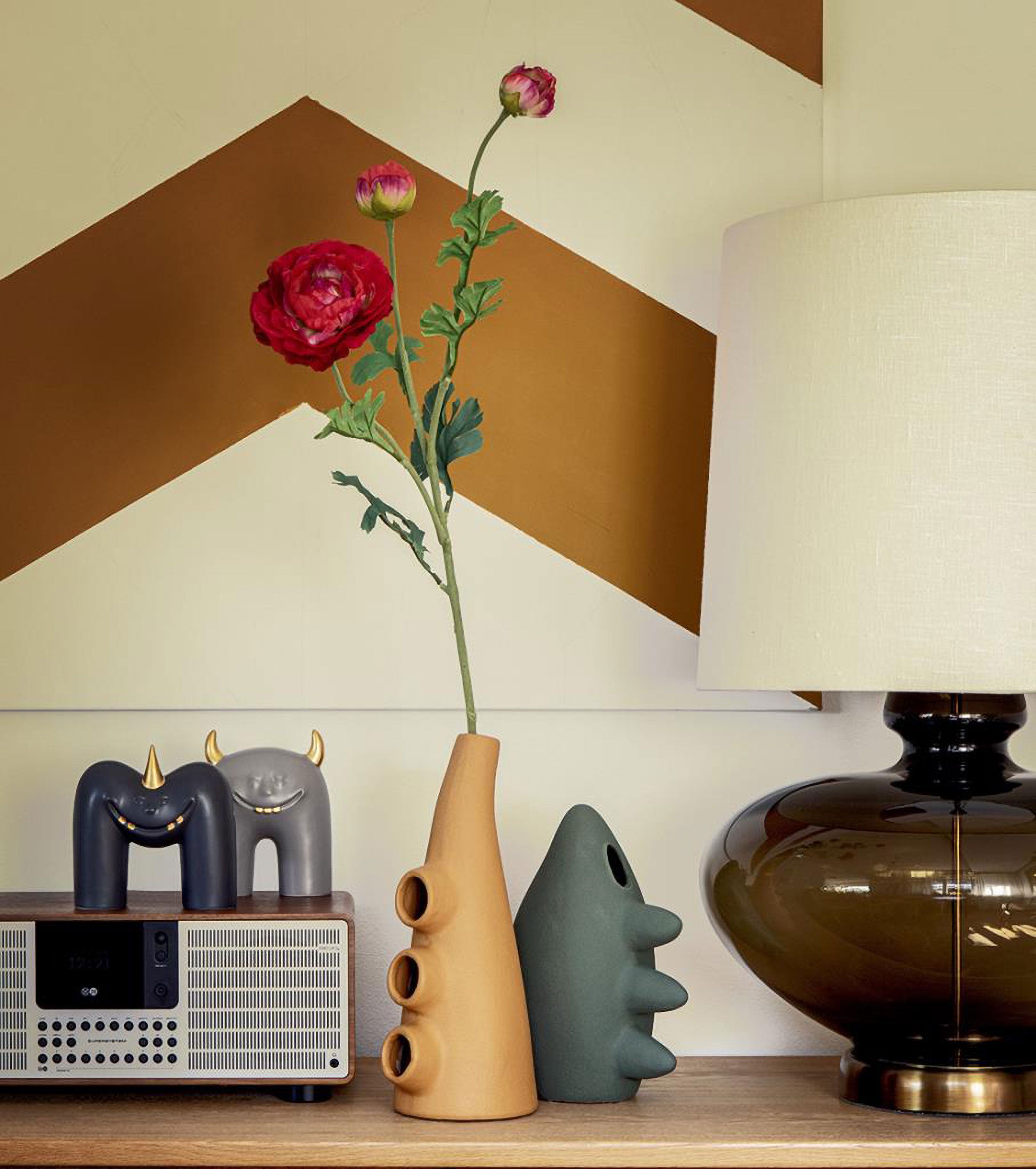 Decorative Object, Glinfluencer