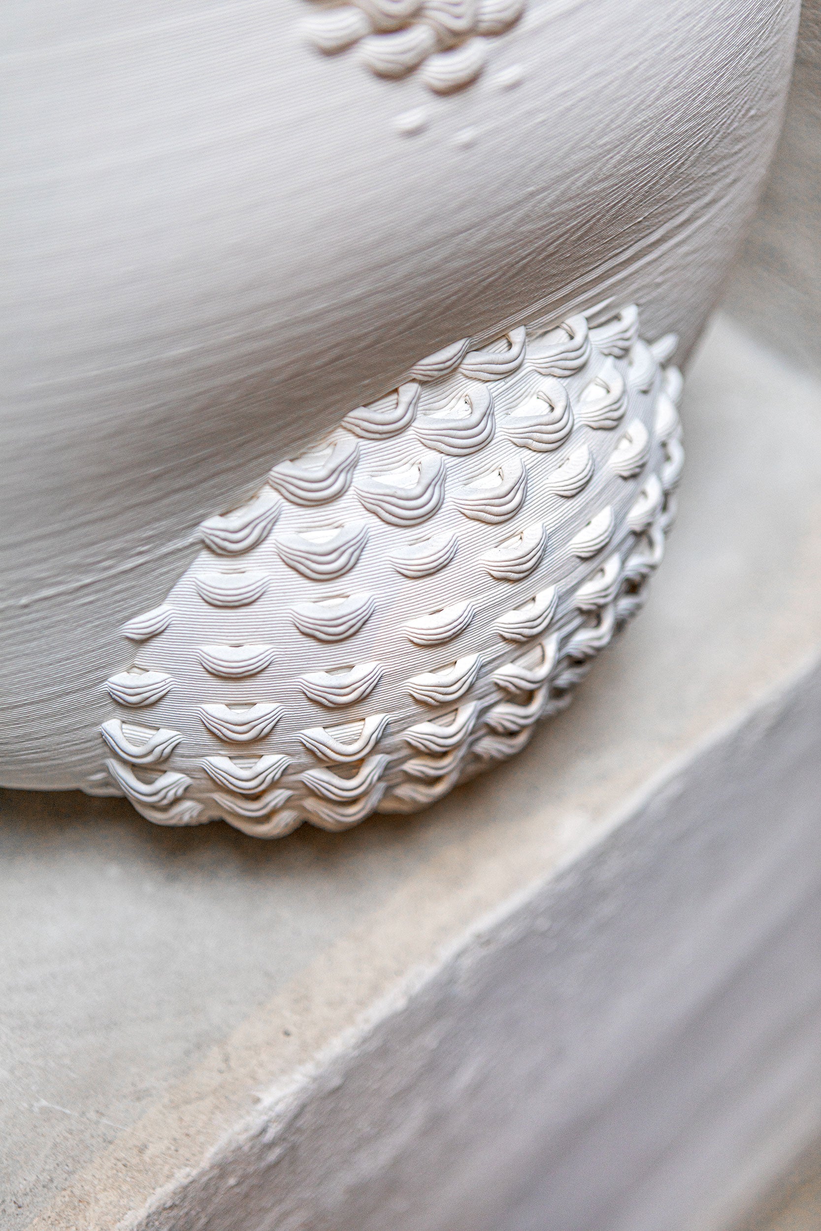 Vaso Deco Sfera Bianca, Amaglia - Porcellana, 21 x 12 x 36 cm