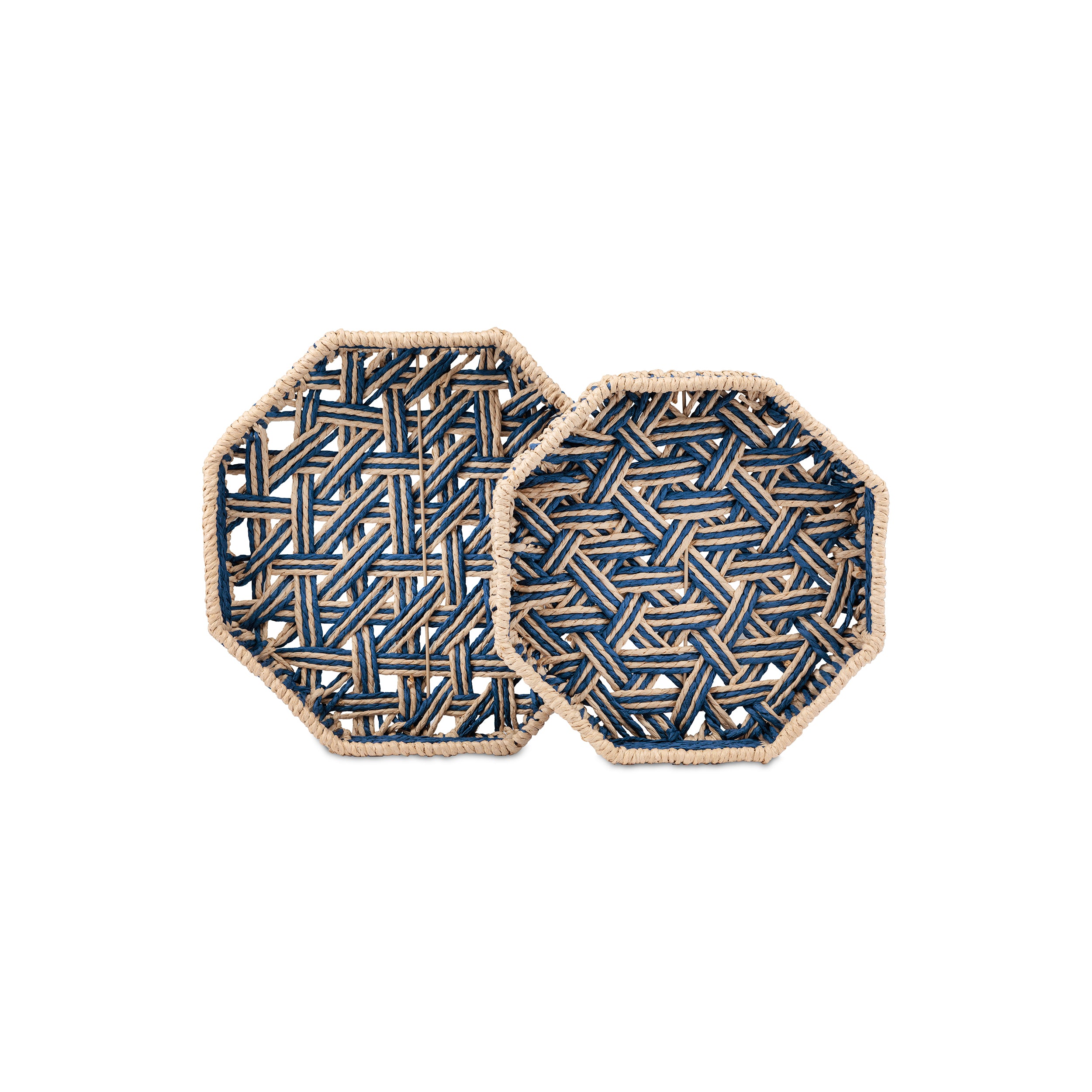 Incarta Set Vassoi Ottagono Blu - Ferro e Carta,L: L30xØ30xh7 cm
S: L26xØ26xh6 cm